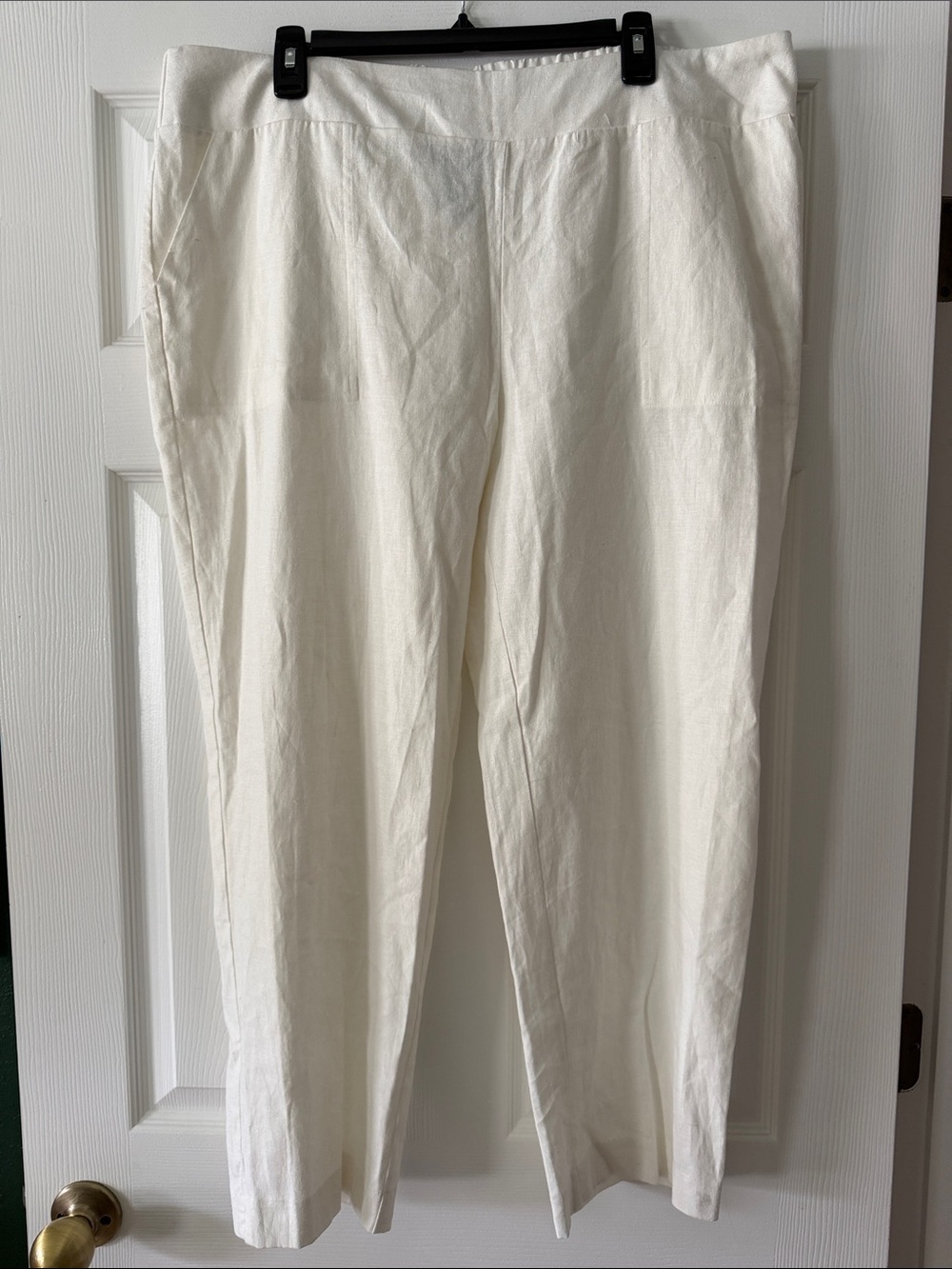 Investments Cream Cropped Ankle Pants